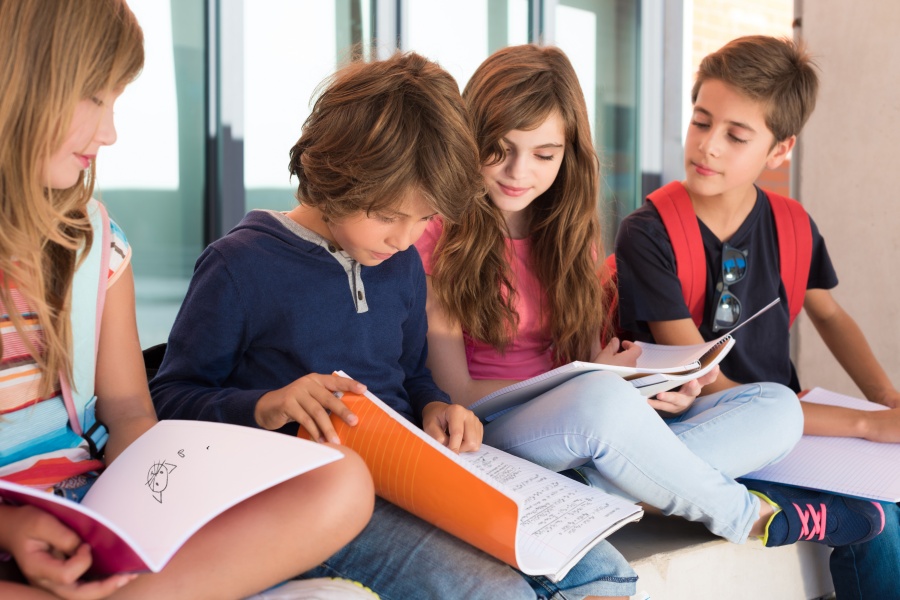 Aide aux particuliers pour la scolarité des enfants